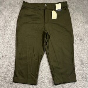 St John's Bay Capri Pants Women's 14 36x19 Green Mid Rise NWT‎